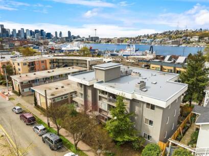 2017 Eastlake Ave E 302