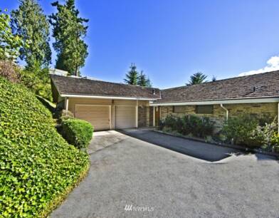 9520 NE 42nd Pl