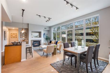 17 W Mercer St #307