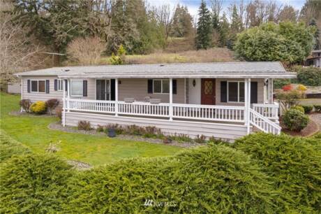 246 Holly Blvd