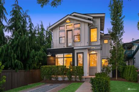 732 16th Ave W