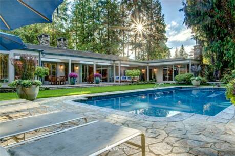1019 Evergreen Point Rd