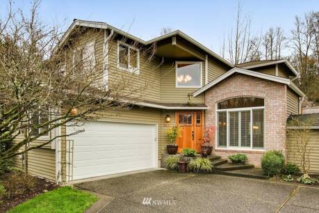 10621 NE 107th Pl