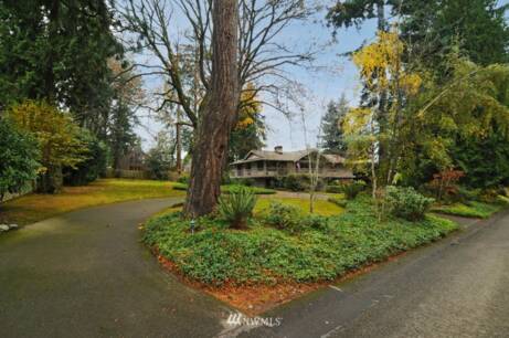 4239 95th Ave NE
