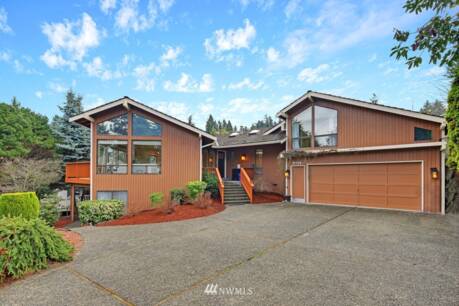 5736 110th Ave SE