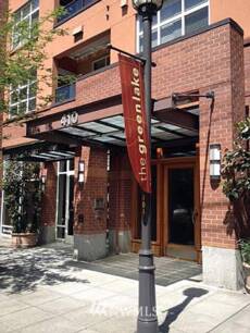 410 NE 70th St 606