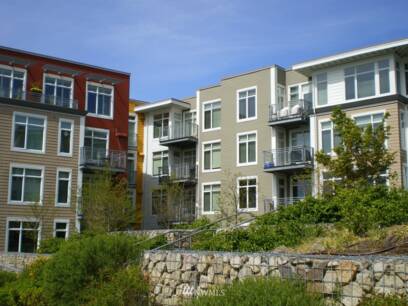 180 Harbor Square Loop NE 414