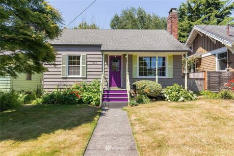 7525 25th Ave NW