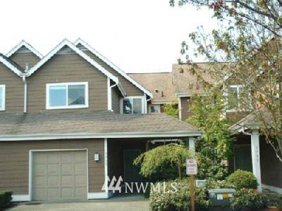 3735 101st NE 606
