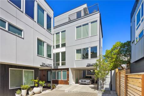 2418 NW 64th St