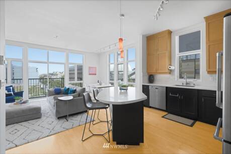 303 E Pike St 610