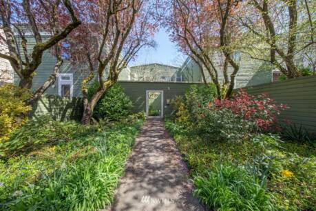 1812 25th Ave C