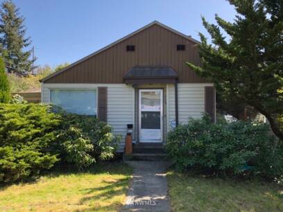 119 N 105th St