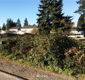 2 xxx NE 22nd St