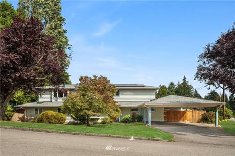 1092 166th Ave SE