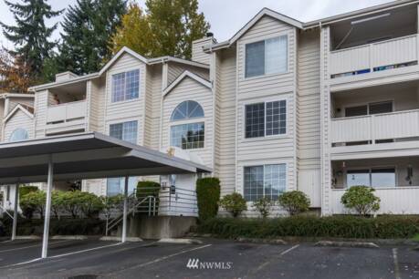 17404 Ambaum Blvd S 203