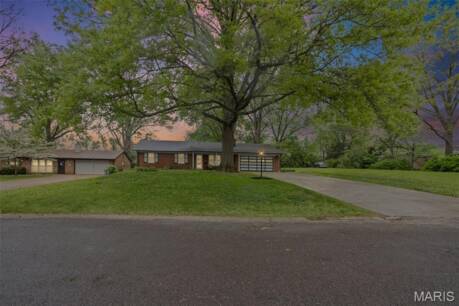 9 Beth Ann Dr