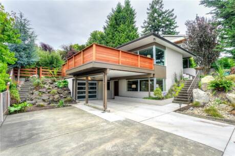 9238 25th Ave NW