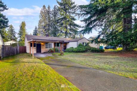 106 NW 156th St
