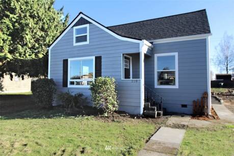 210 15th Ave