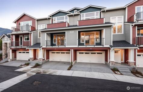 331 E Park St A2