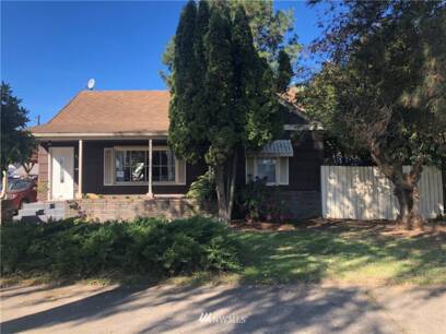647 Oregon Way