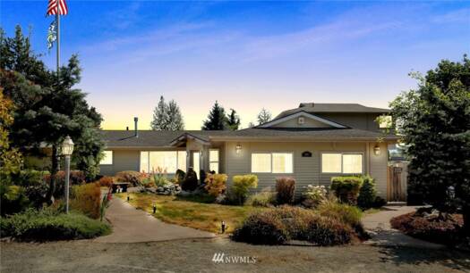 1900 Forest Dr