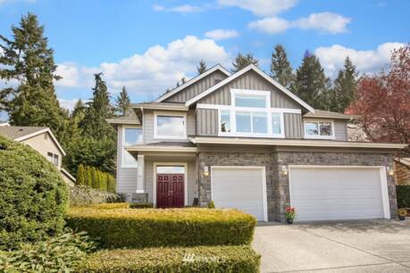 2458 206th Pl NE