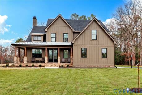 1978 Village Rock Ln