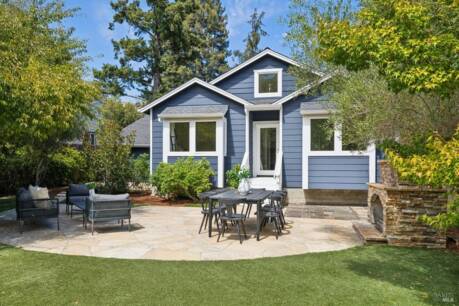 233 Humboldt St