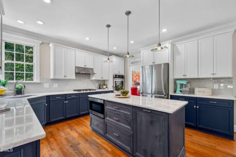 101 Kings Castle Dr