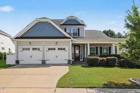 712 Twin Star Ln