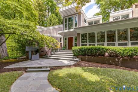 220 Ampthill Rd