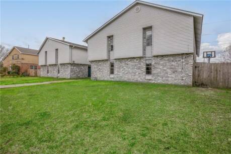 56 Brandon Hall Dr