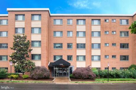 1200 S Arlington Ridge Rd 205
