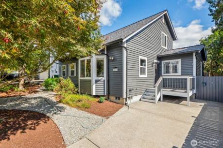 12332 40th Ave NE
