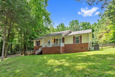 1044 Phillip Dr