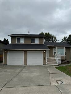 3120 56th Ave NE