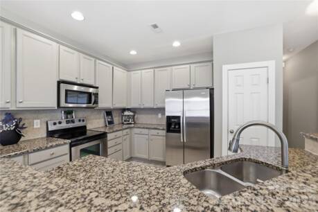 754 Winding Way