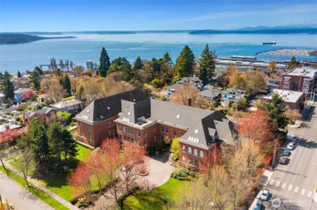 1401 5th Ave W 212