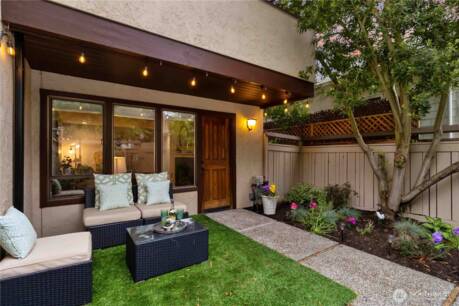 2011 42nd Ave E 5
