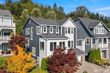 3852 201st Ct SE