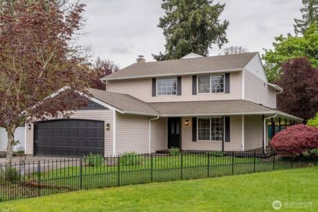 2403 NE 95th Ct