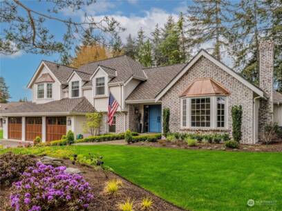 2715 84th Pl NE