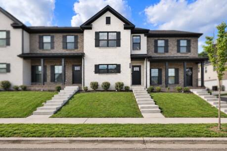 302 Lynwood Station Blvd