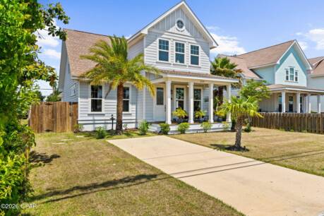 6324 N Lagoon Dr