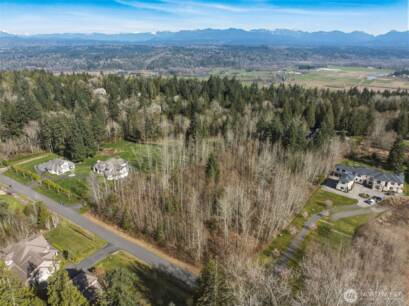 8700 255th Ave NE