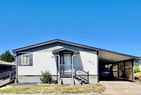 606 Egret Ln