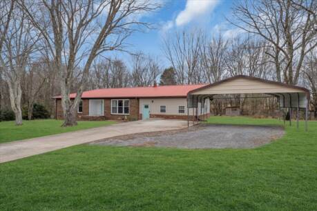 399 Rosewood Ln