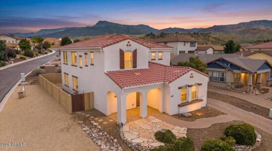 449 Phelps Dr